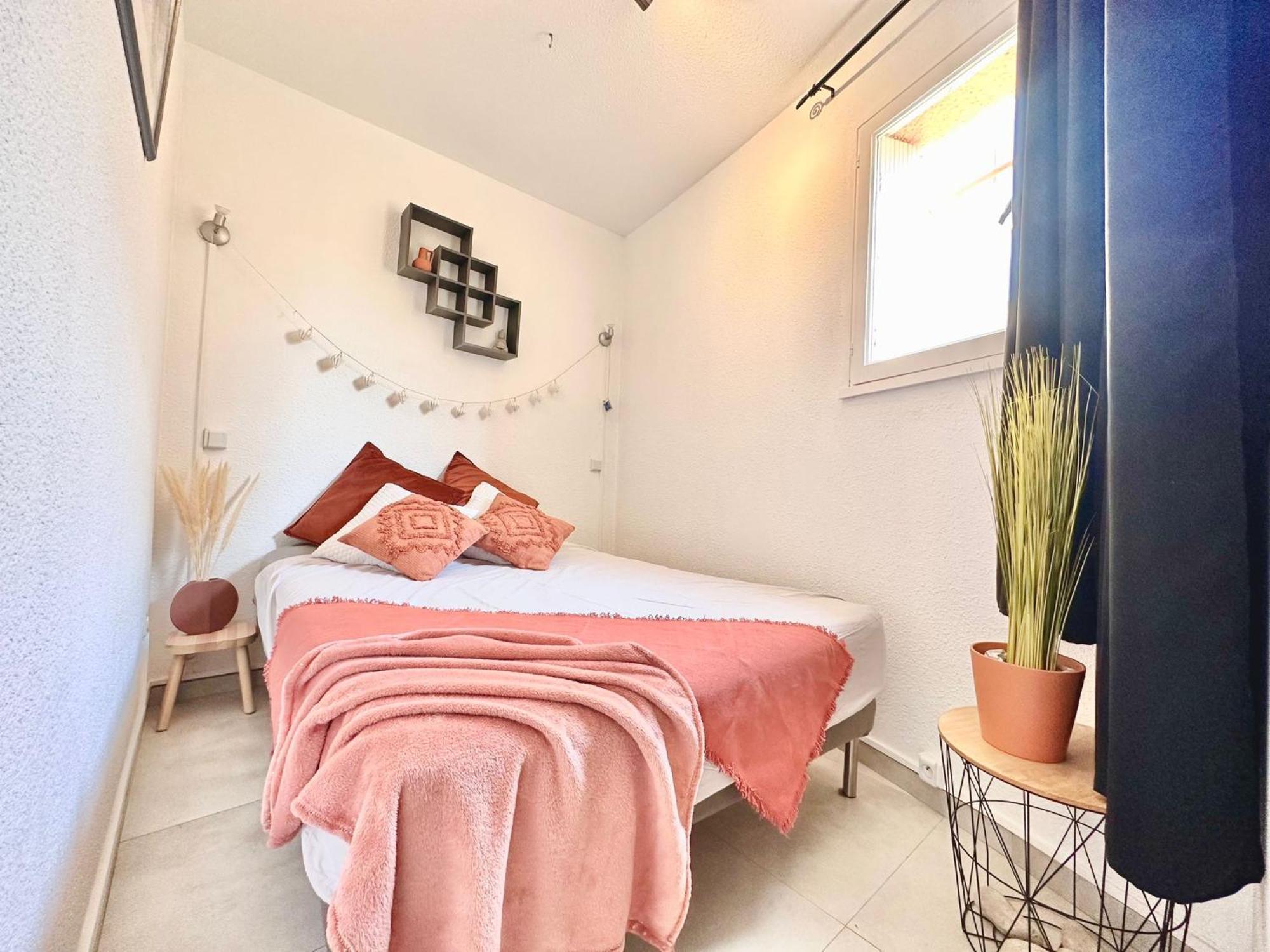 La Terrasse Bandolaise Tout A Pied, Wifi, Clim, Parking Екстериор снимка